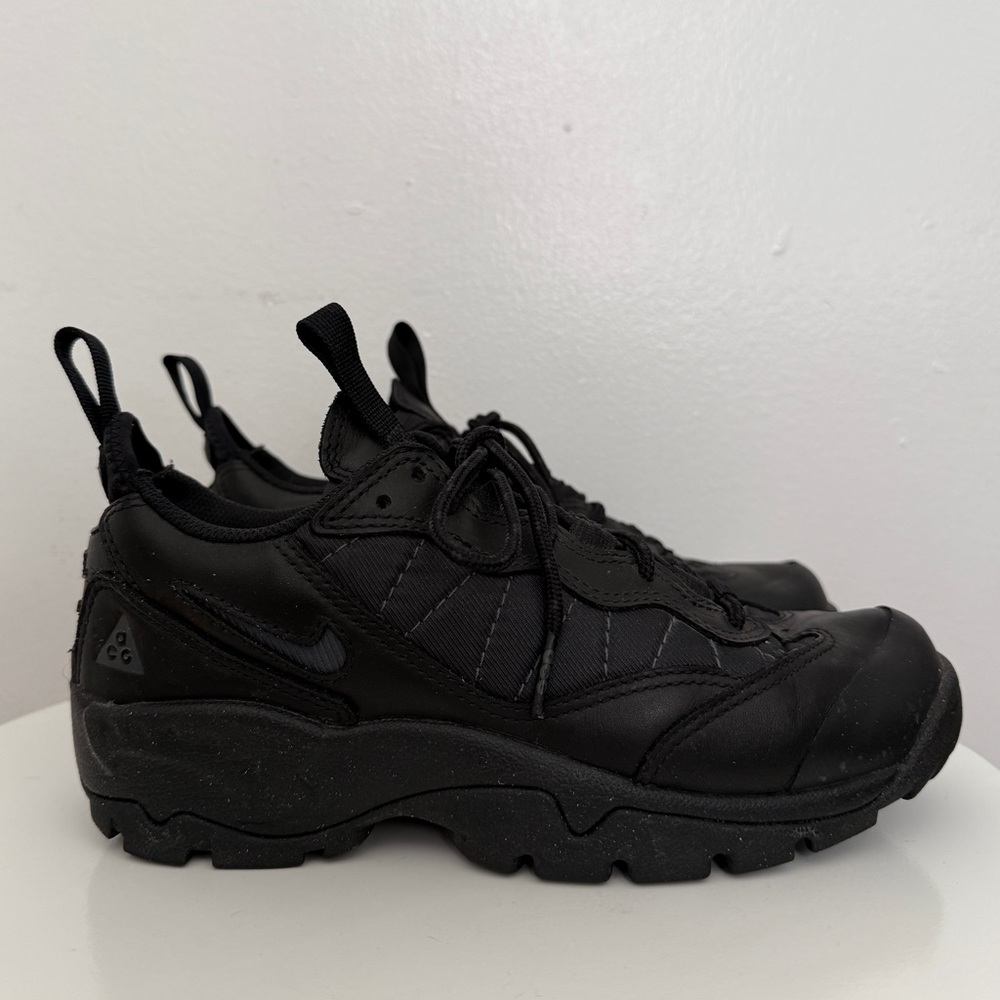 Nike ACG Air Mada Men's Size 7 women’s 9 Black Trail Hiking